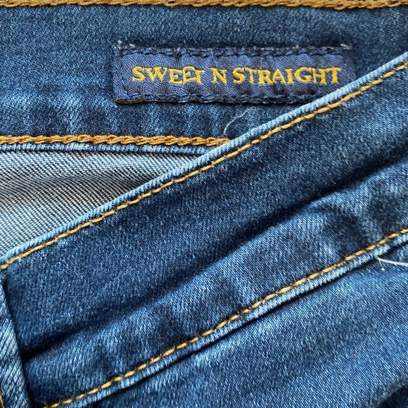 🍀LUCKY BRAND 🍀Blue jeans America . Size 4/27 Regular. - Picture 10 of 13